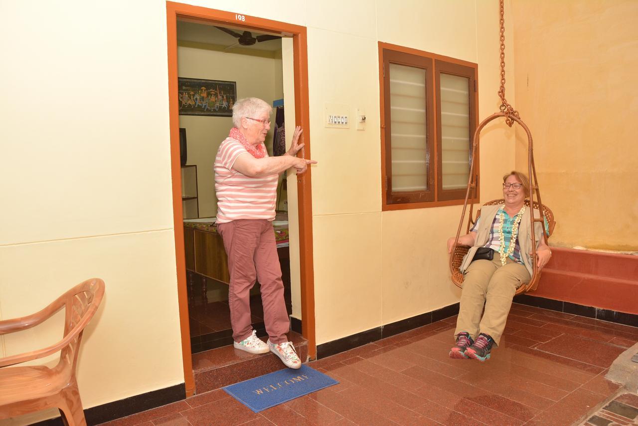 Siva Guest House Mahabalipuram Buitenkant foto